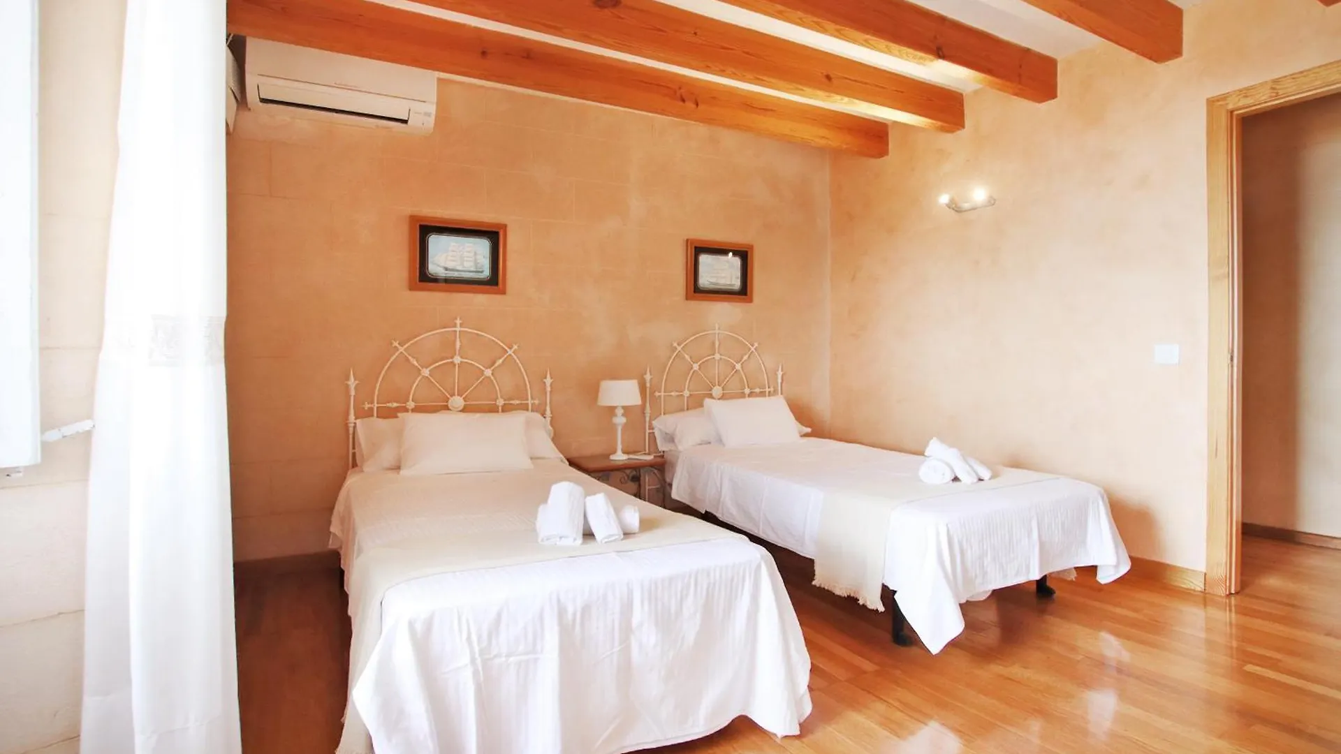 Villa Son Vives Townhouse By Slow Villas Banyalbufar Semesterbostad